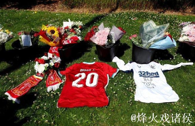 B费谈为若塔献花：缅怀特别的朋友，感谢利物浦让我们致敬若塔